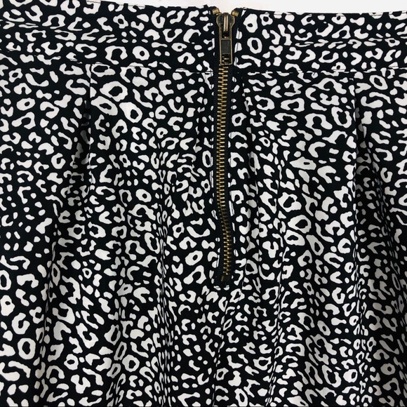 NWT Aeropostale Cheetah Mini Skirt Sz Small - Picture 4 of 7